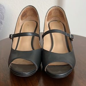 Naturalizer N5 Comfort Mary Janes-9